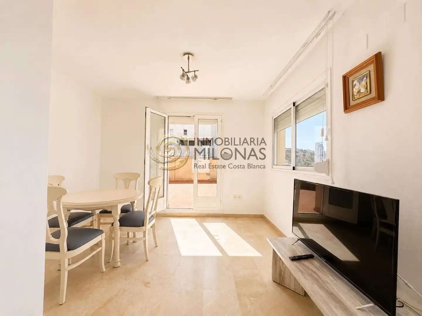 Sala d'estar de Dúplex en venda en Benidorm amb Aire condicionat, Calefacció i Jardí privat