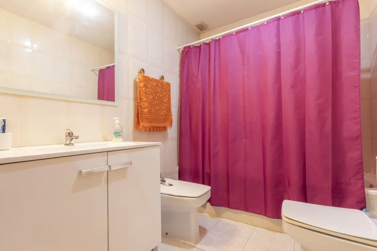 Bathroom of Houses for sale in Valencia  with Heating, Terrace and Storage room