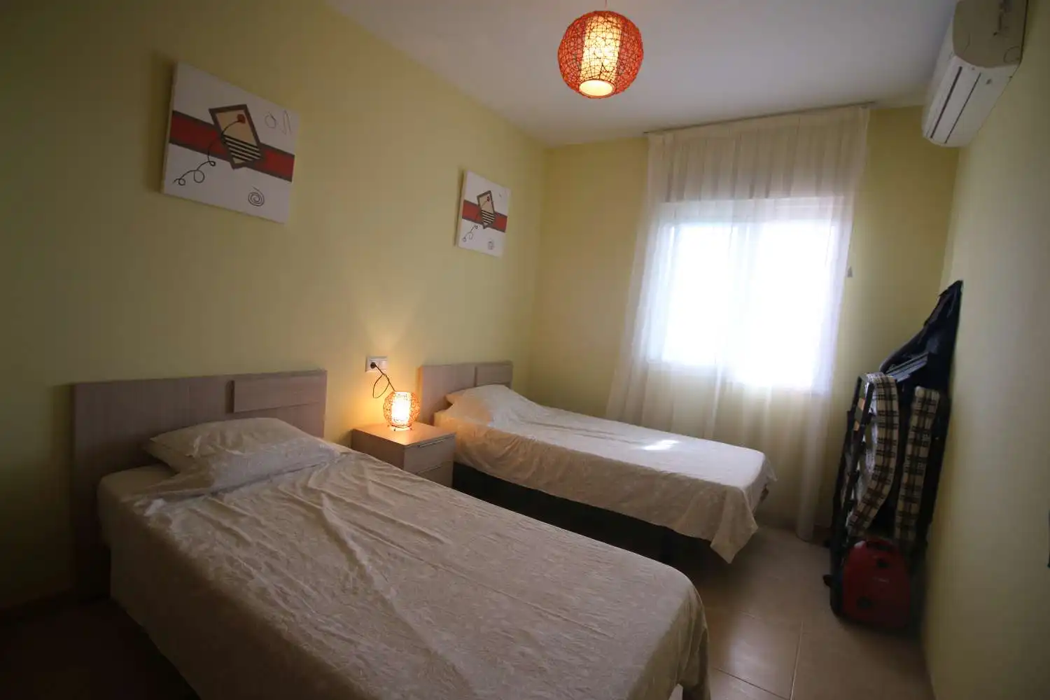 Dormitori de Apartament de lloguer en Vera amb Aire condicionat, Calefacció i Terrassa