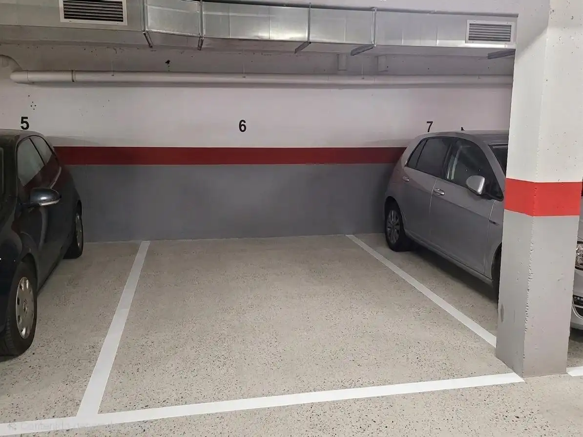 Parking of Ground floor for sale in Calvià  with Air Conditioner, Heating and Private garden