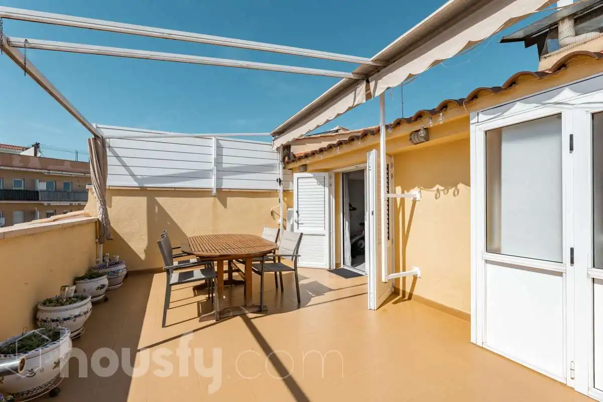Terraza de Dúplex en venta en Cubelles con Aire acondicionado, Calefacción y Parquet