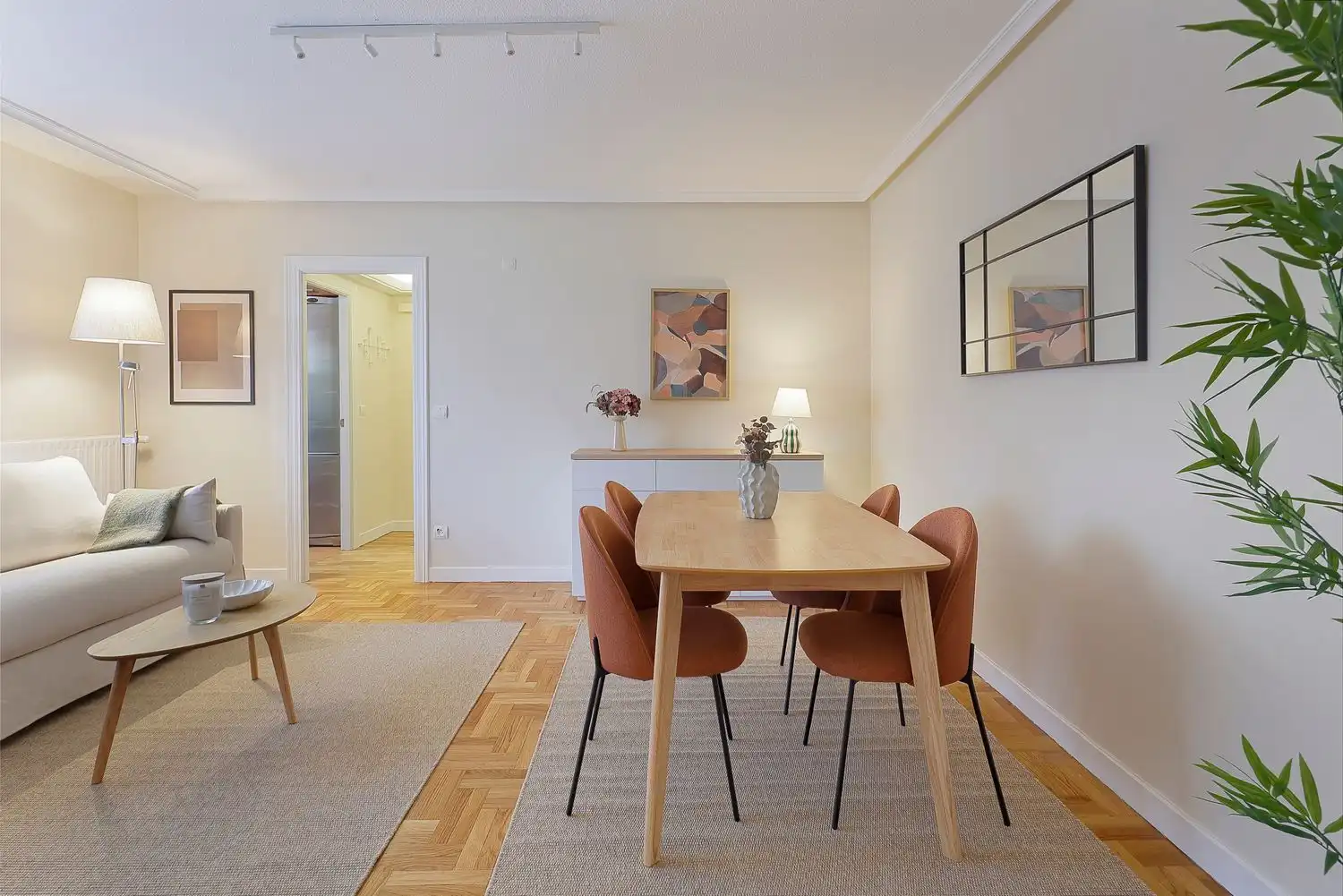 Comedor de Piso de alquiler en Gijón  con Calefacción, Terraza y Trastero