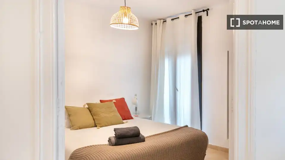 Flat with terrace to rent in Eixample, imagen 4