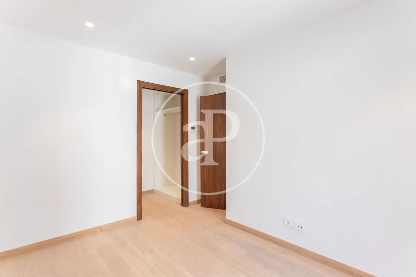 Habitación de Ático en venta en Sant Cugat del Vallès con Aire acondicionado, Calefacción y Terraza