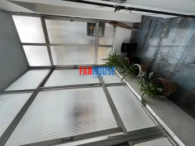 Vista exterior de Piso en venta en Gijón  con Calefacción