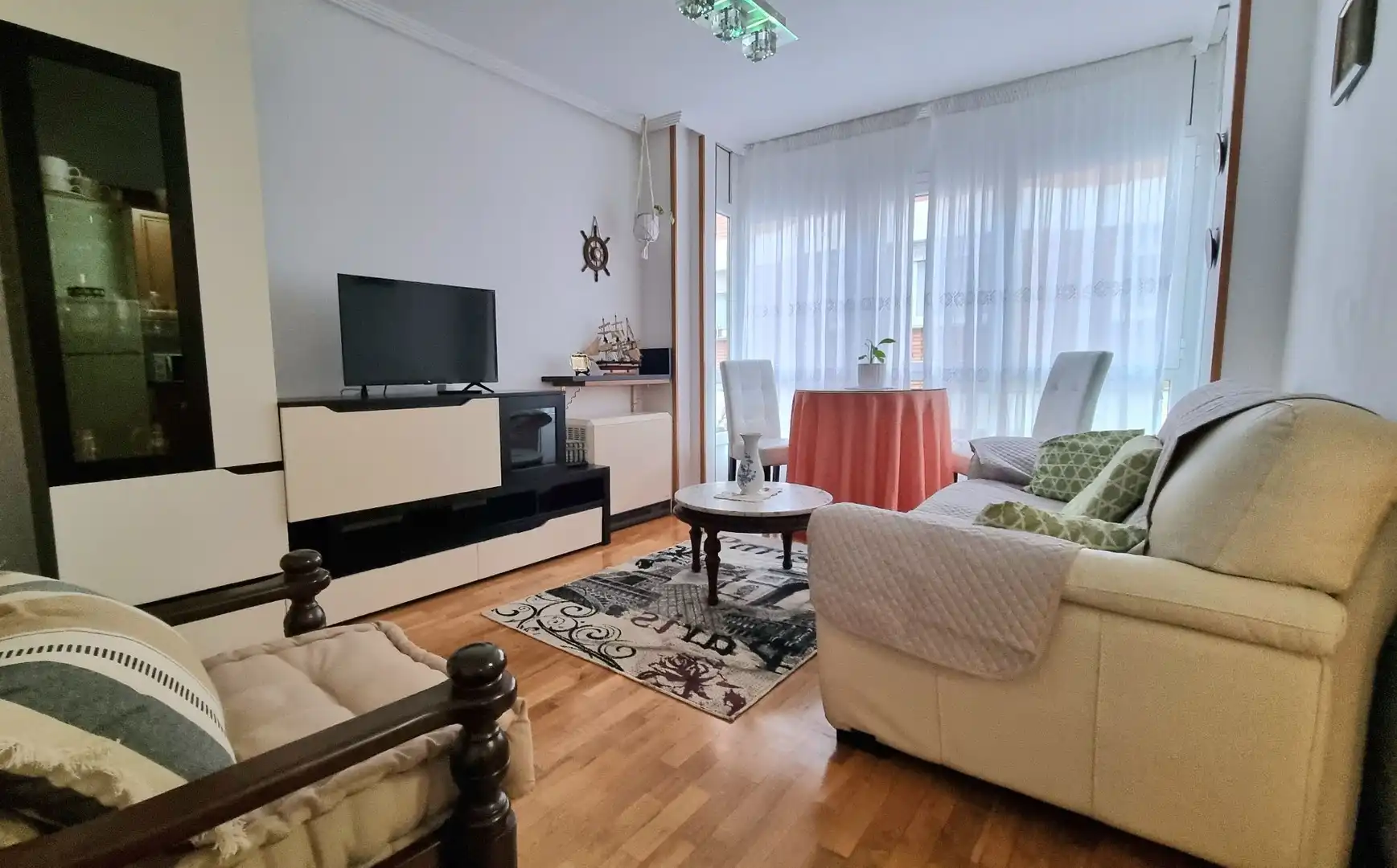 Sala de estar de Piso de alquiler en Carreño con Amueblado