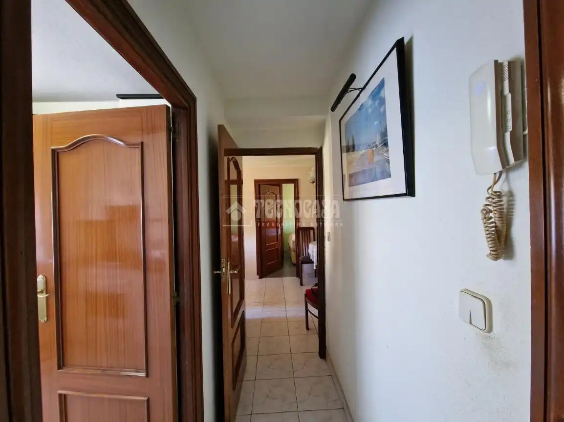 Piso en venta en Madrid con Calefacción y Balcón