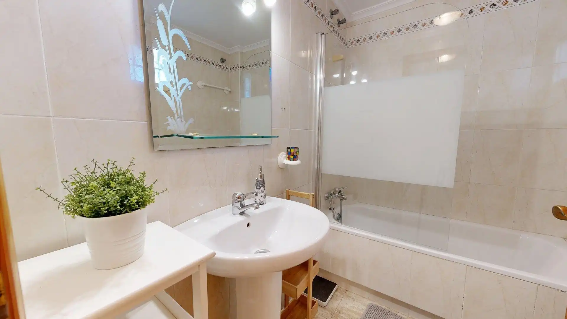 Apartament de lloguer a Avenida Costa Blanca, 19, Los Arenales del Sol