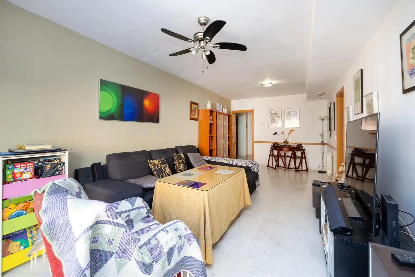 Piso en venta en Granada con Calefacción, Terraza y Trastero