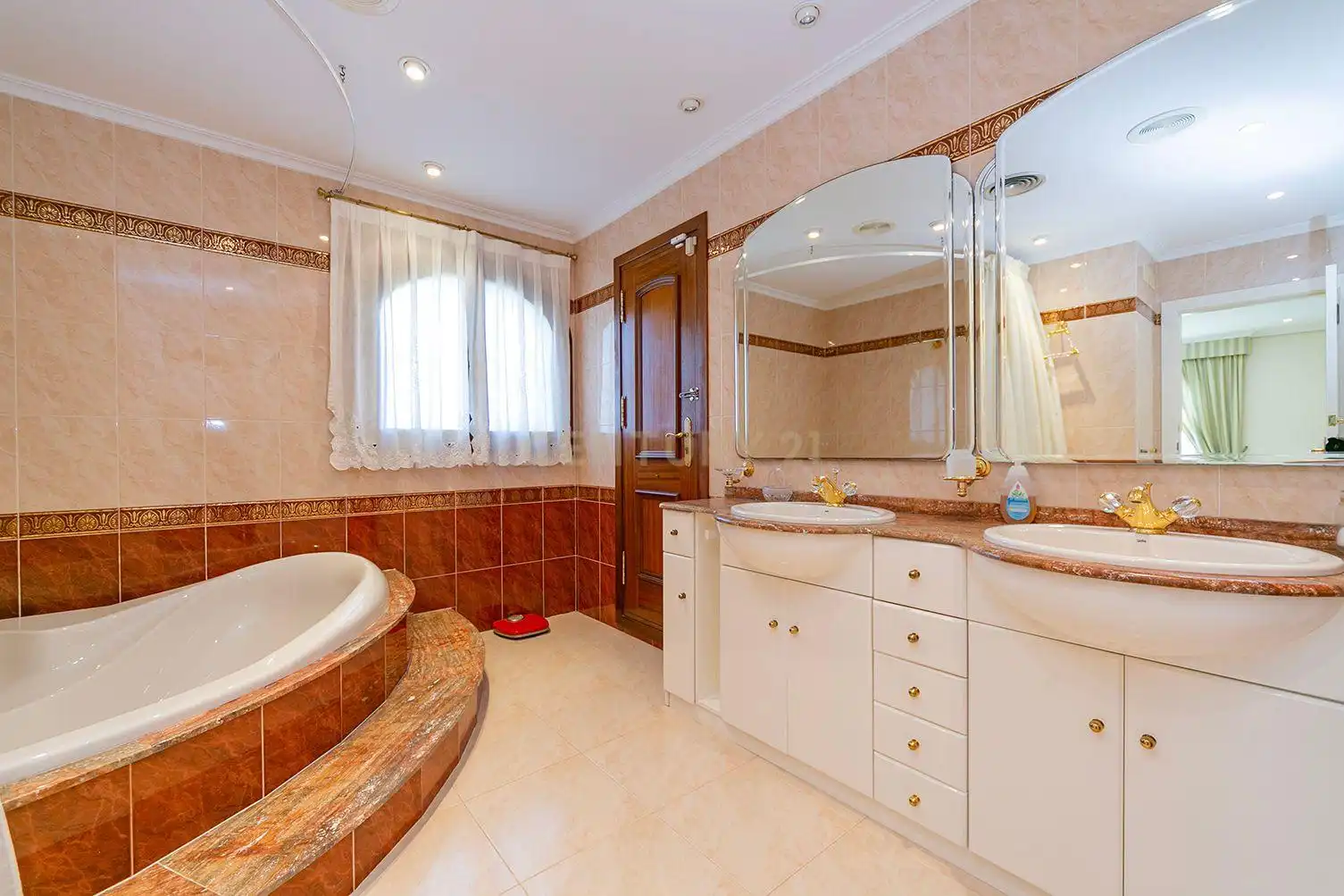 Casa con jardín en venta en La Caleta 2, imagen 36
