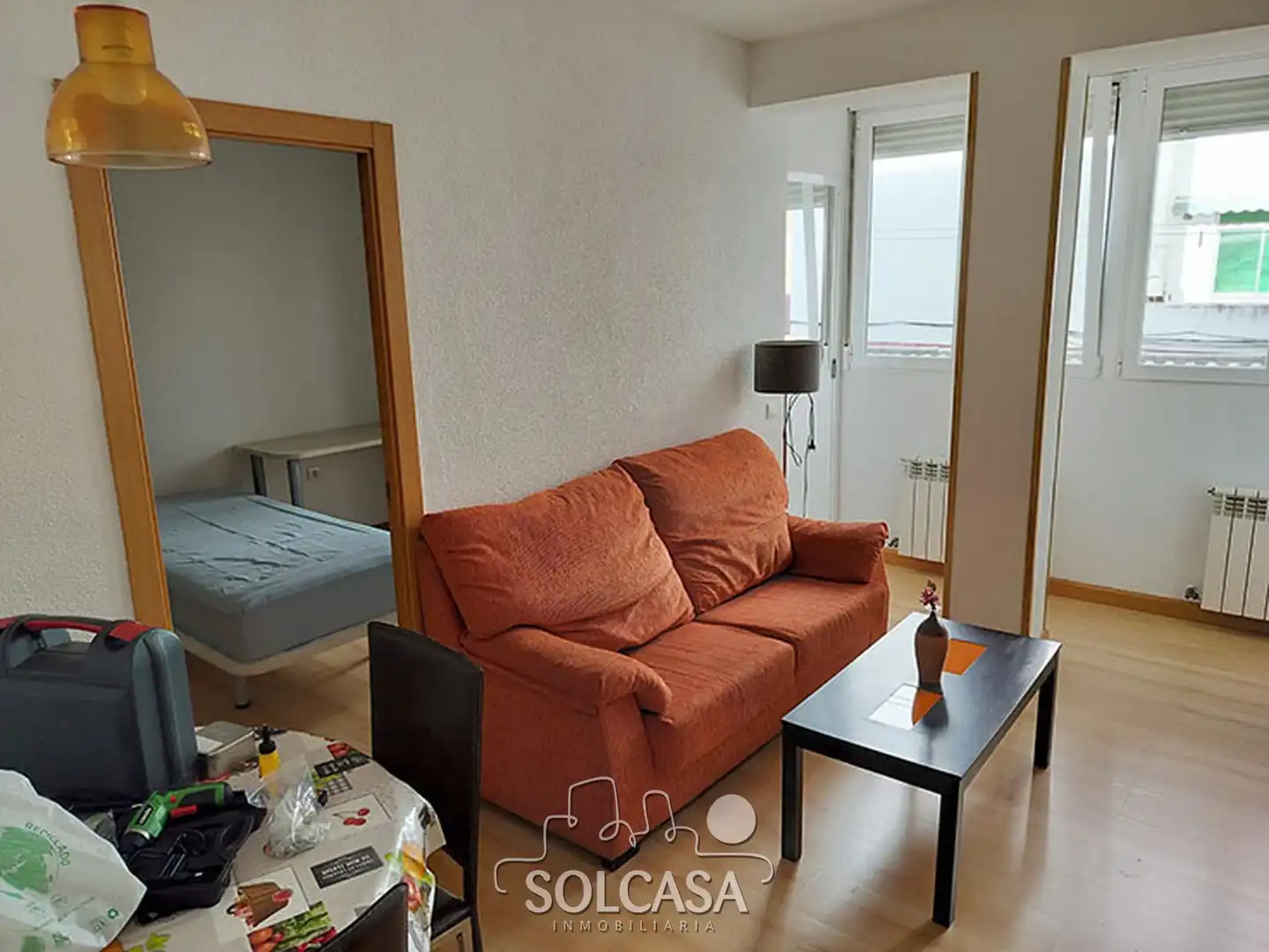 Living room of Flat for rent in Valladolid  with Heating, Parquet flooring and Furnished