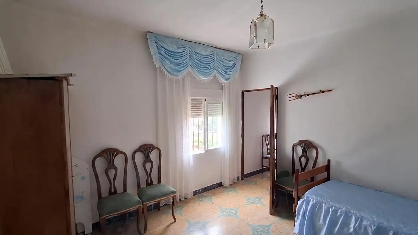 Habitación de Finca rústica en venta en Fuente el Fresno con Calefacción y Jardín privado