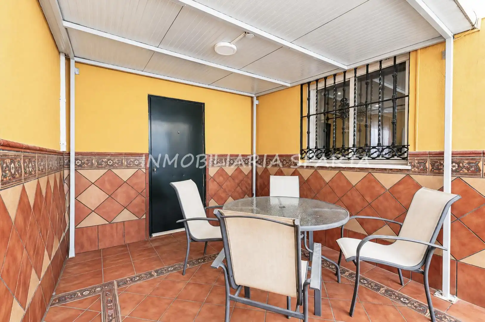 Terrassa de Casa adosada en venda en Santiponce, Sevilla