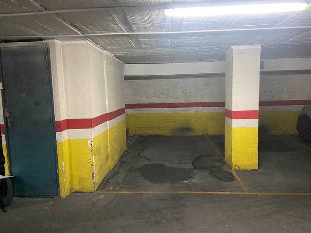 Garaje en Venta en Rambla de Badal en La Bordeta
