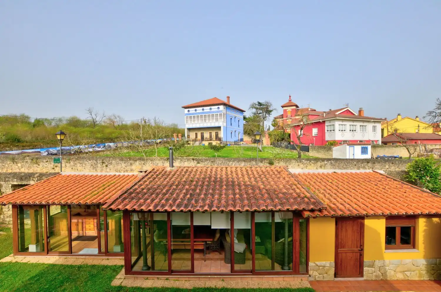 Exterior view of Houses for sale in Avilés  with Heating, Terrace and Storage room
