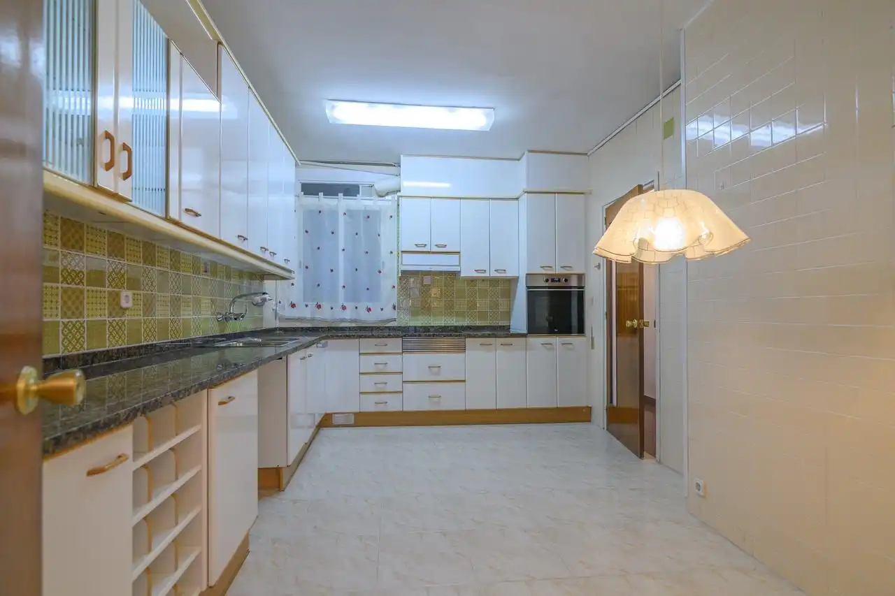 Cocina de Piso en venta en Barcelona con Calefacción y Parquet