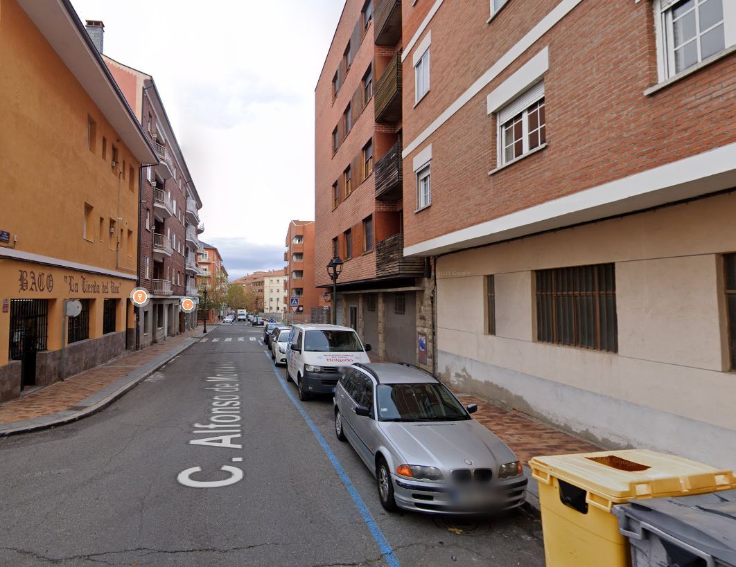 Vista exterior de Pis en venda en Ávila Capital