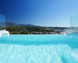 Piscina de Dúplex en venda en Mijas amb Aire condicionat, Terrassa i Moblat