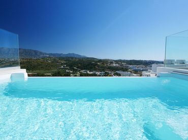 Dúplex con piscina en venta en La Cala Mijas