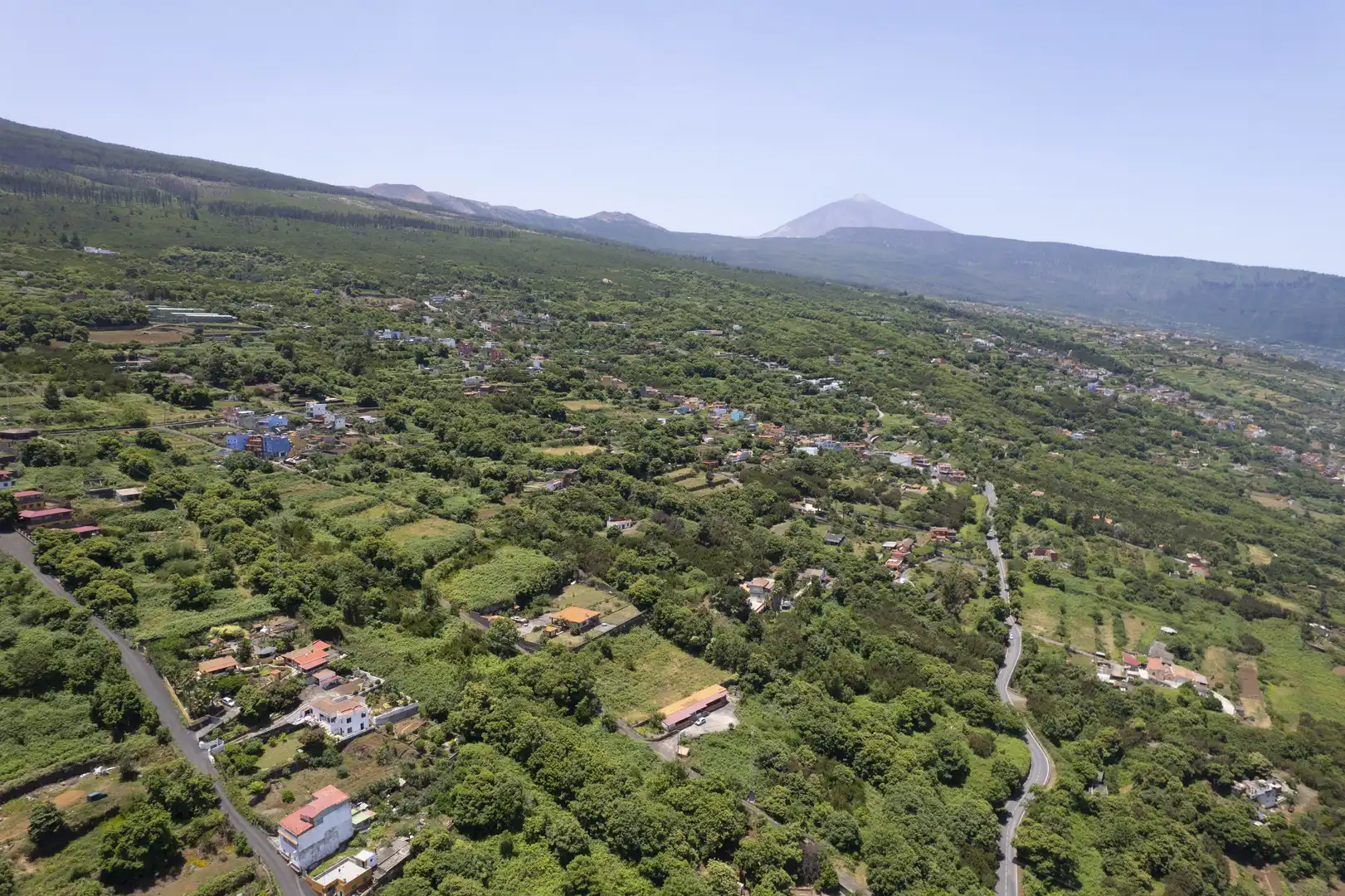 Vista exterior de Casa o xalet en venda en La Orotava amb Calefacció, Jardí privat i Traster