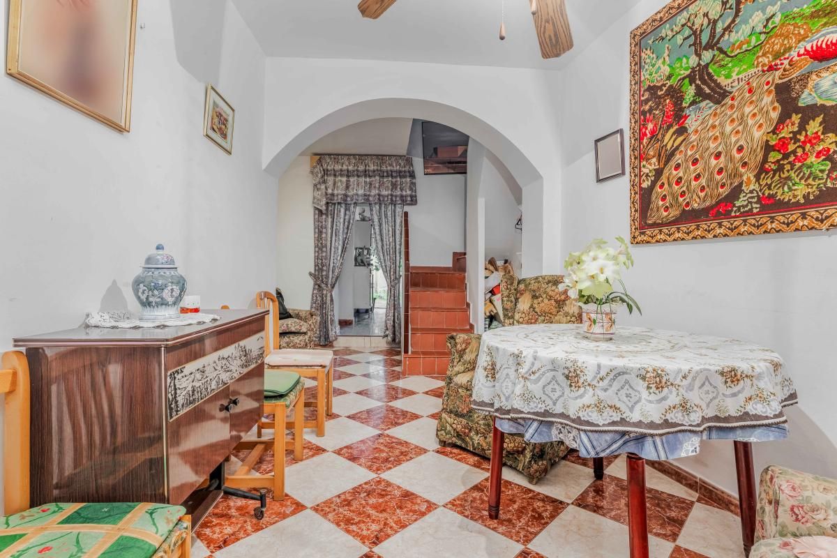 Single-family semi-detached for sale in Burguillos  with Air Conditioner, Heating and Private garden