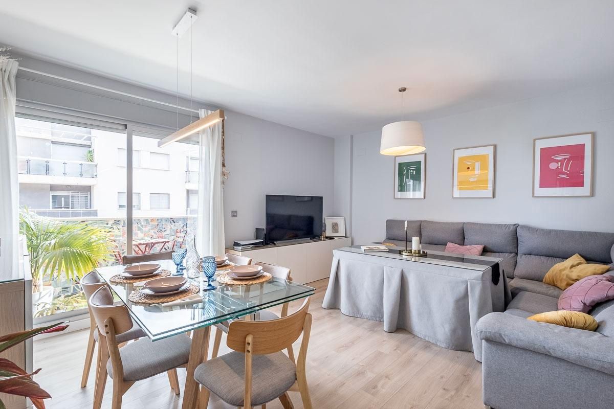 Menjador de Pis en venda en Alhendín amb Aire condicionat, Jardí privat i Terrassa