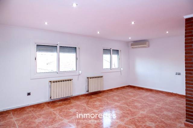 Piso en Venta en Carrer de la Sardana en Bufalà