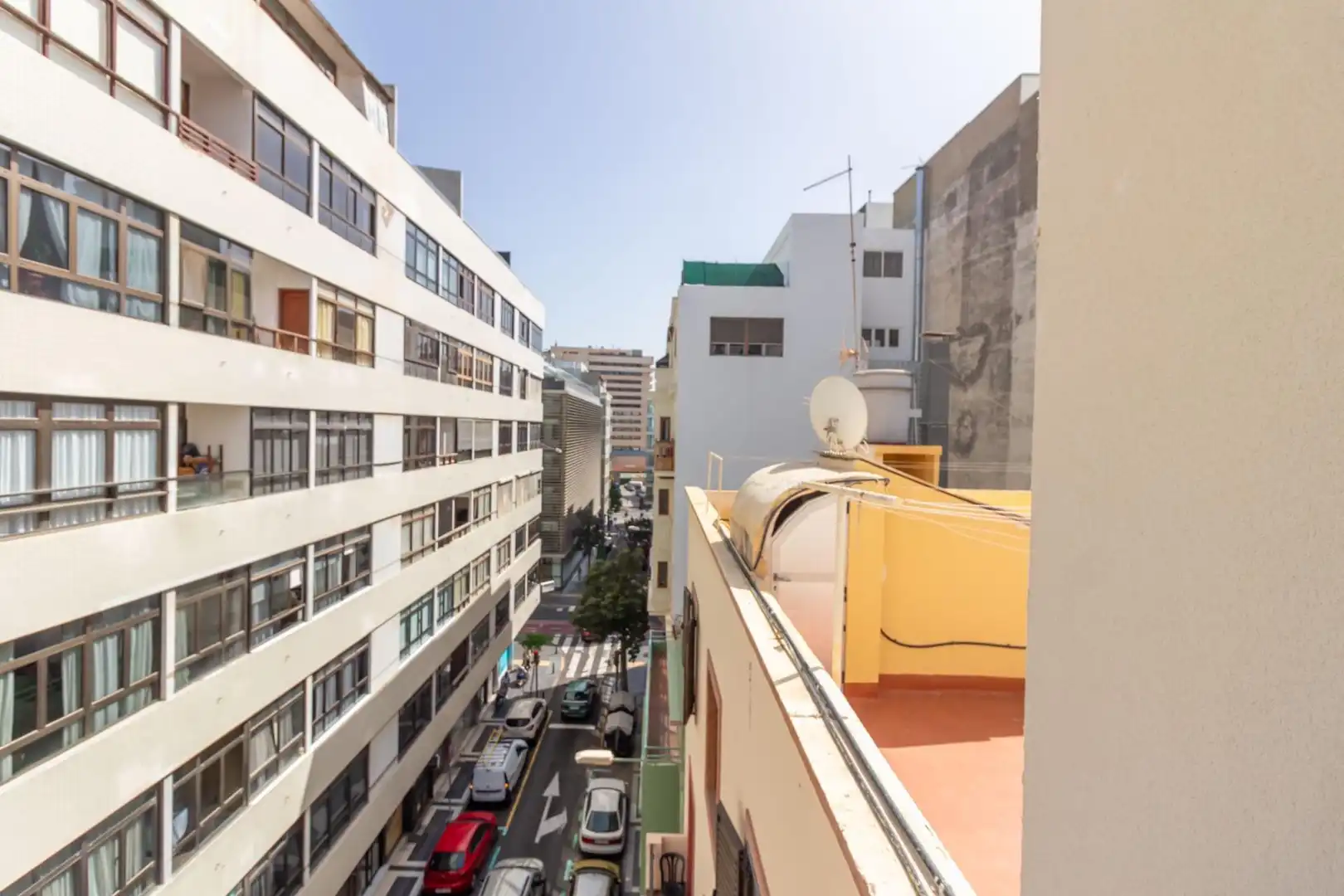 Vista exterior de Piso de alquiler en Las Palmas de Gran Canaria con Terraza