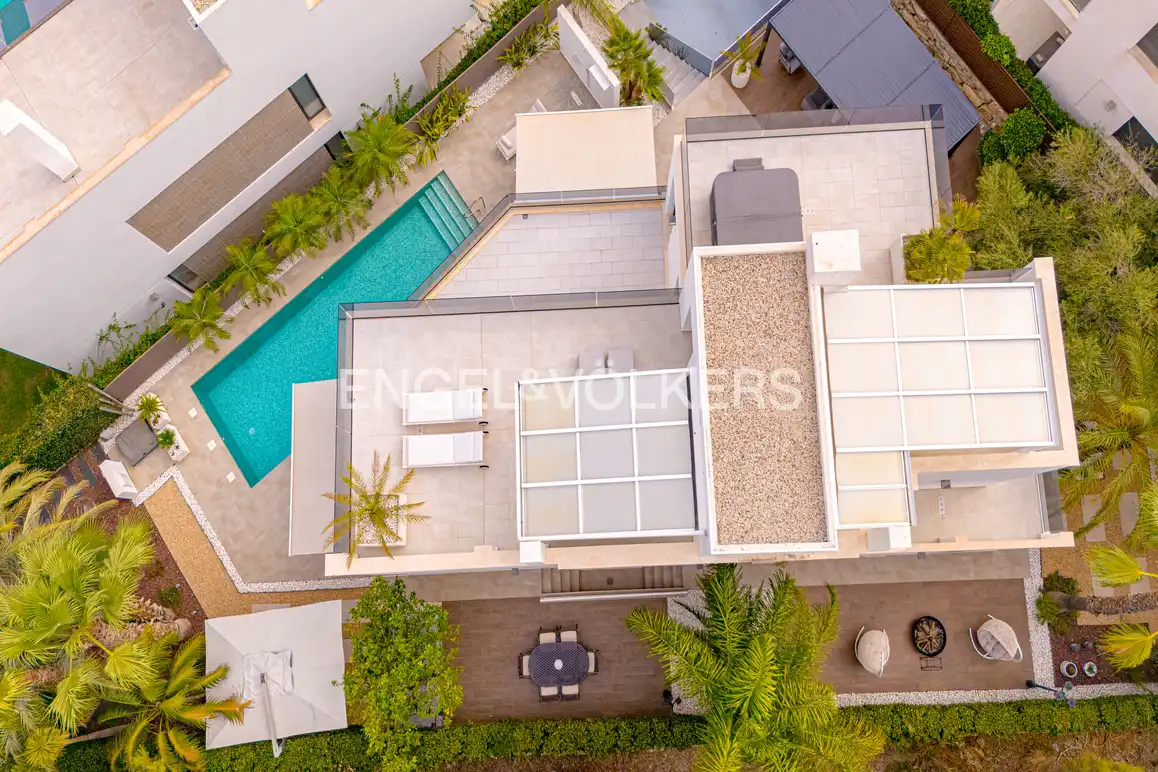 Detached house with pool for sale in Calle Copenhague, imagen 41