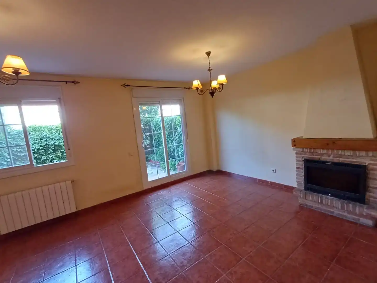 Sala de estar de Casa o chalet en venta en Alcalá de Henares con Piscina y Balcón