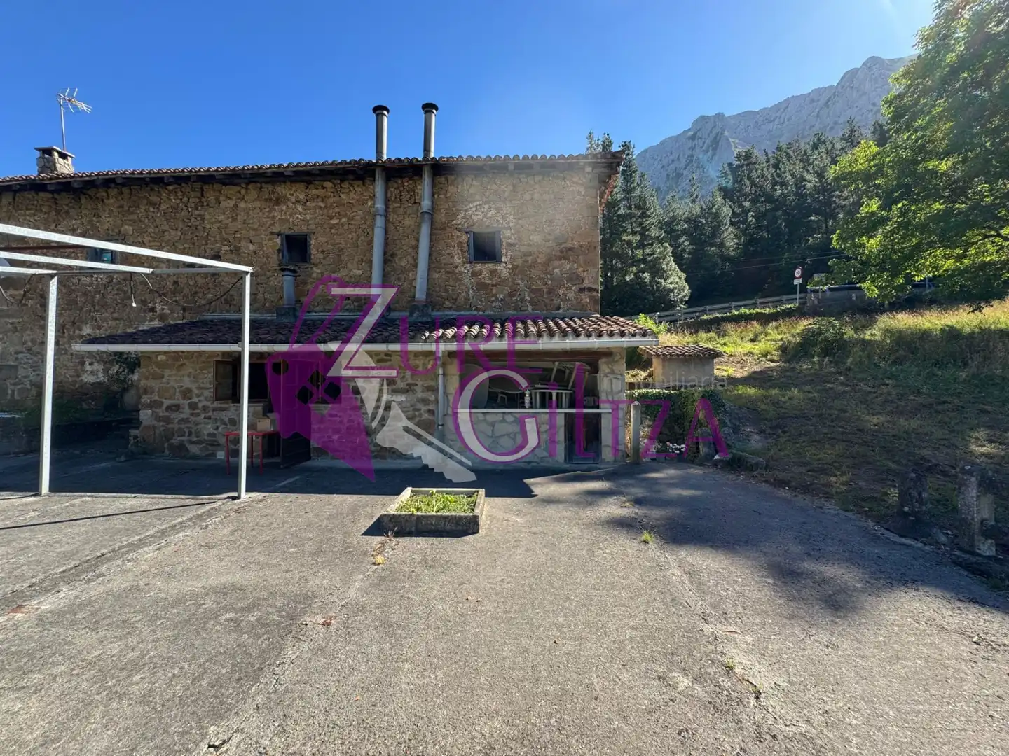 Vista exterior de Finca rústica en venta en Mañaria con Calefacción y Amueblado