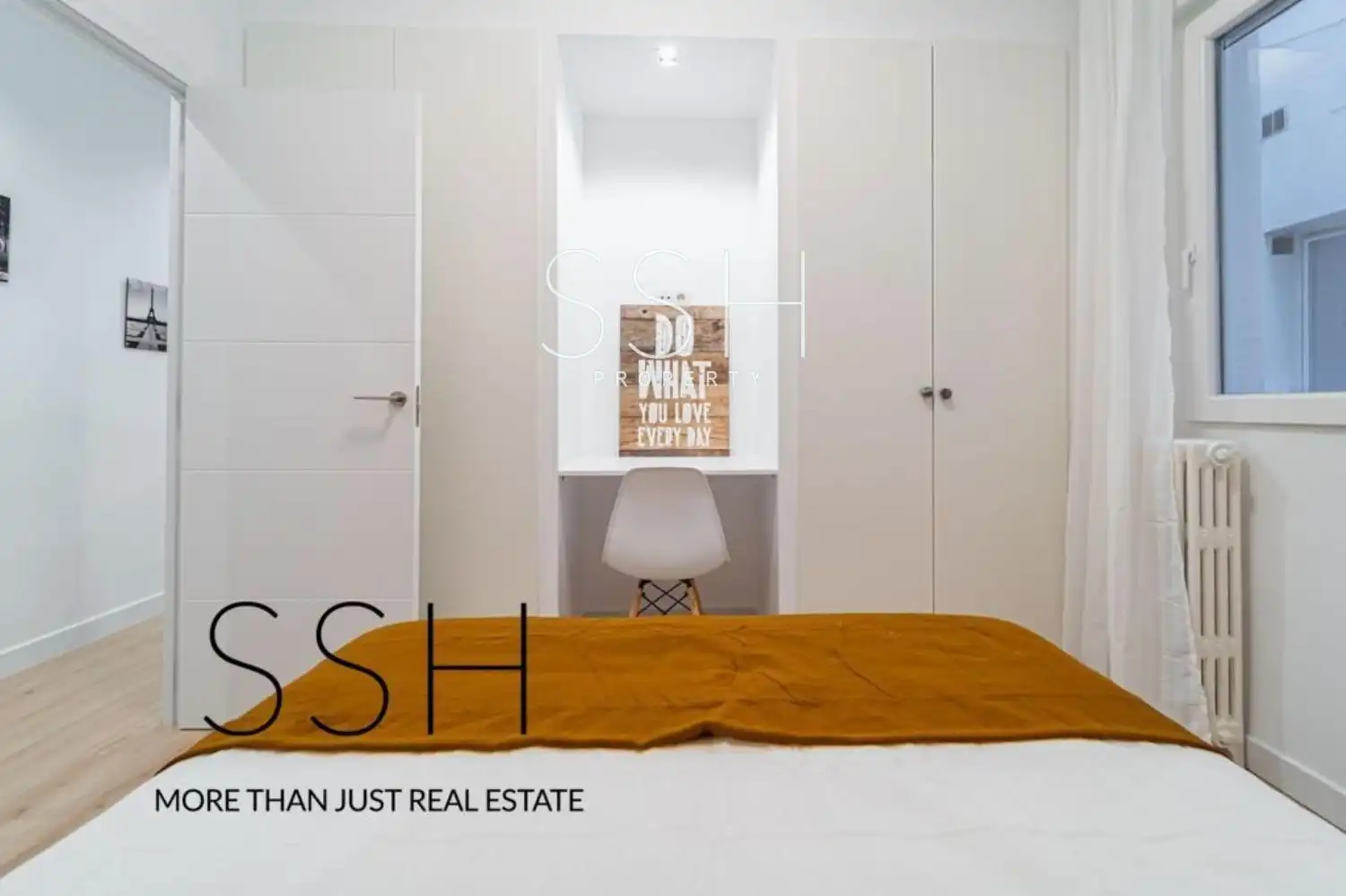 Bedroom of Flat for rent in Madrid  with Air Conditioner, Heating and Furnished