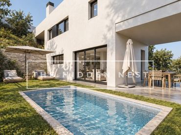 House for sale in Carrer Francesc Badia