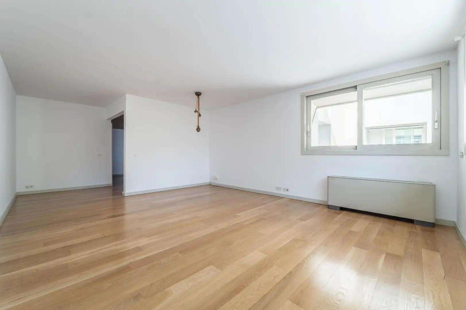 Sala de estar de Piso en venta en Granada con Calefacción, Parquet y Alarma