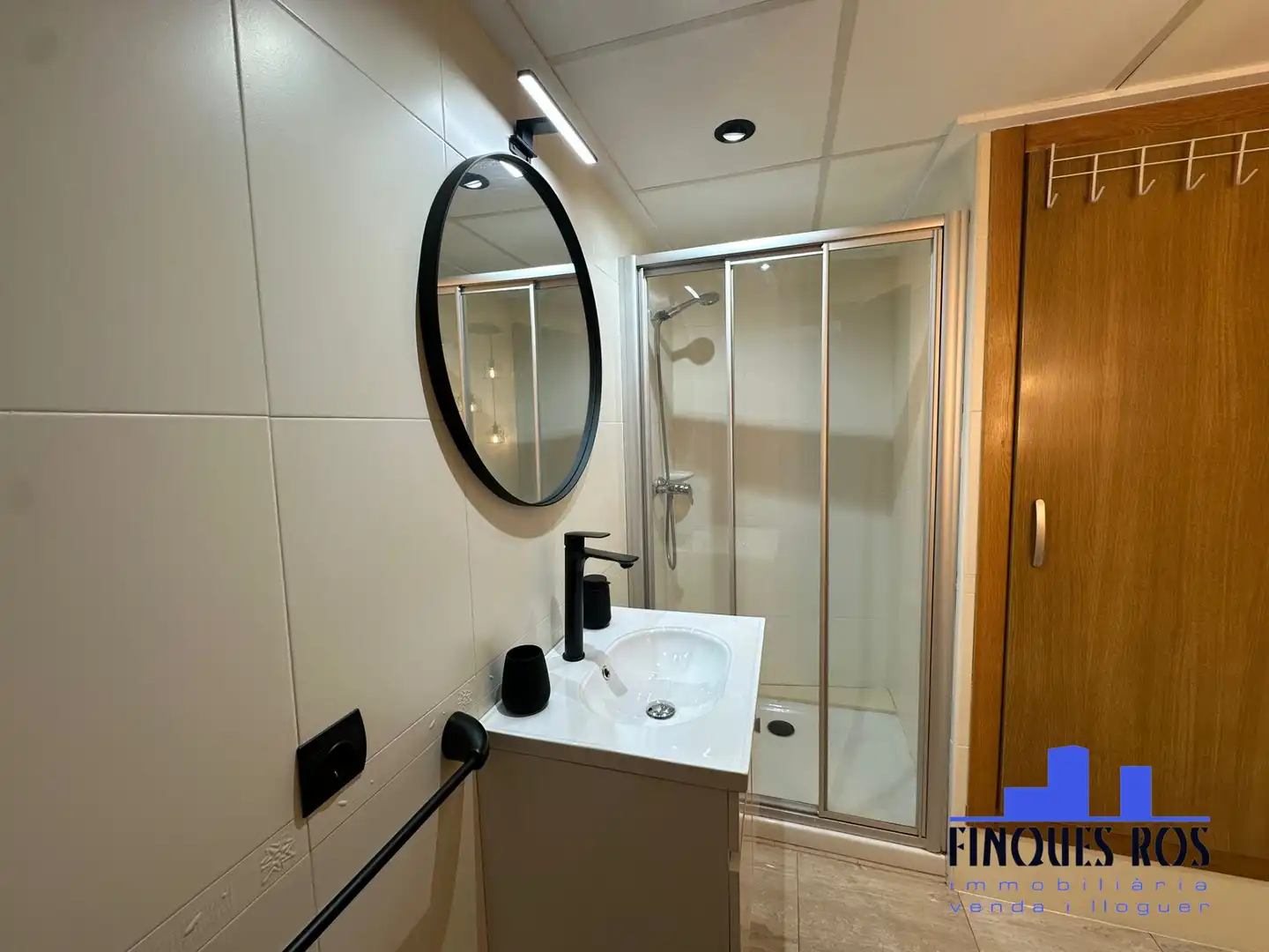 Bathroom of Flat for rent in Vinaròs  with Air Conditioner, Heating and Furnished