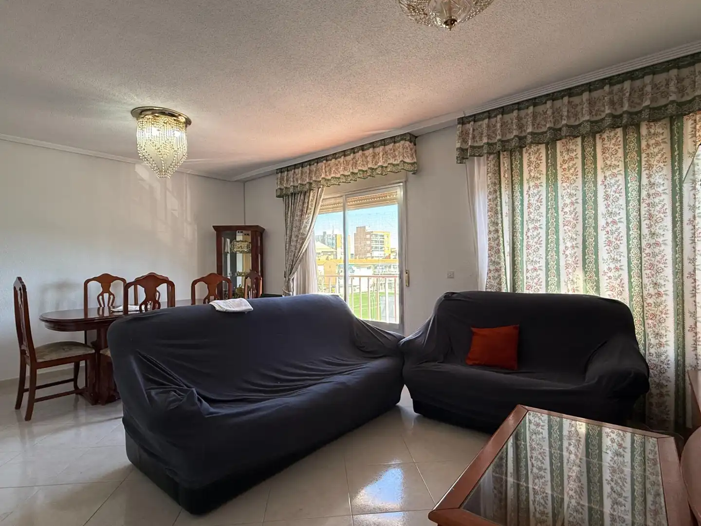 Wohnzimmer von Wohnung zum Verkauf in Guadalajara Capital mit Möbliert und Balkon