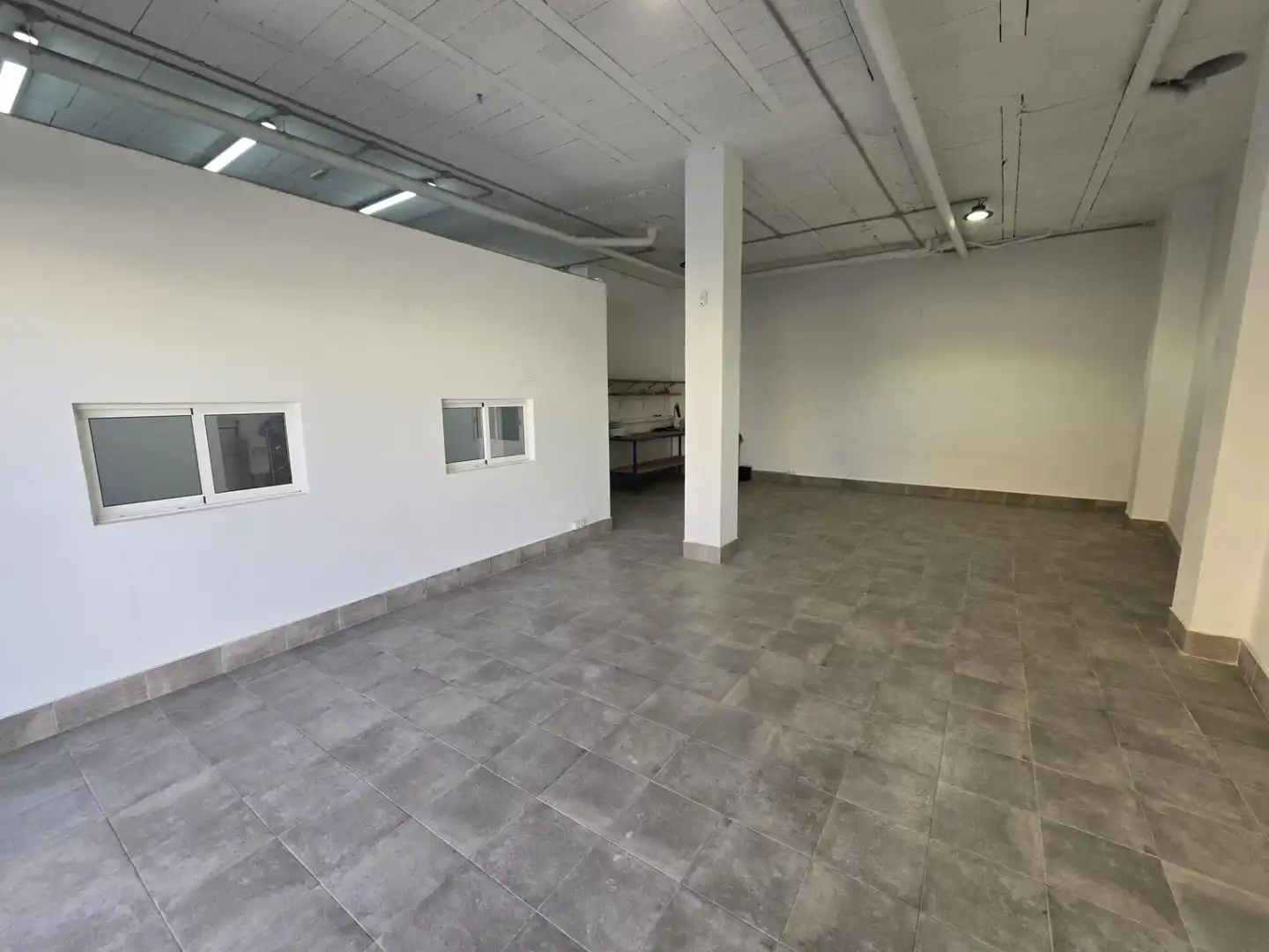 Local en venta en Huércal de Almería con Aire acondicionado