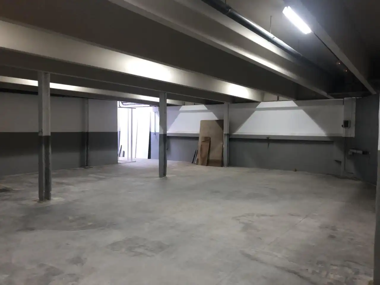 Nave industrial de alquiler en Barcelona con Calefacción y Alarma