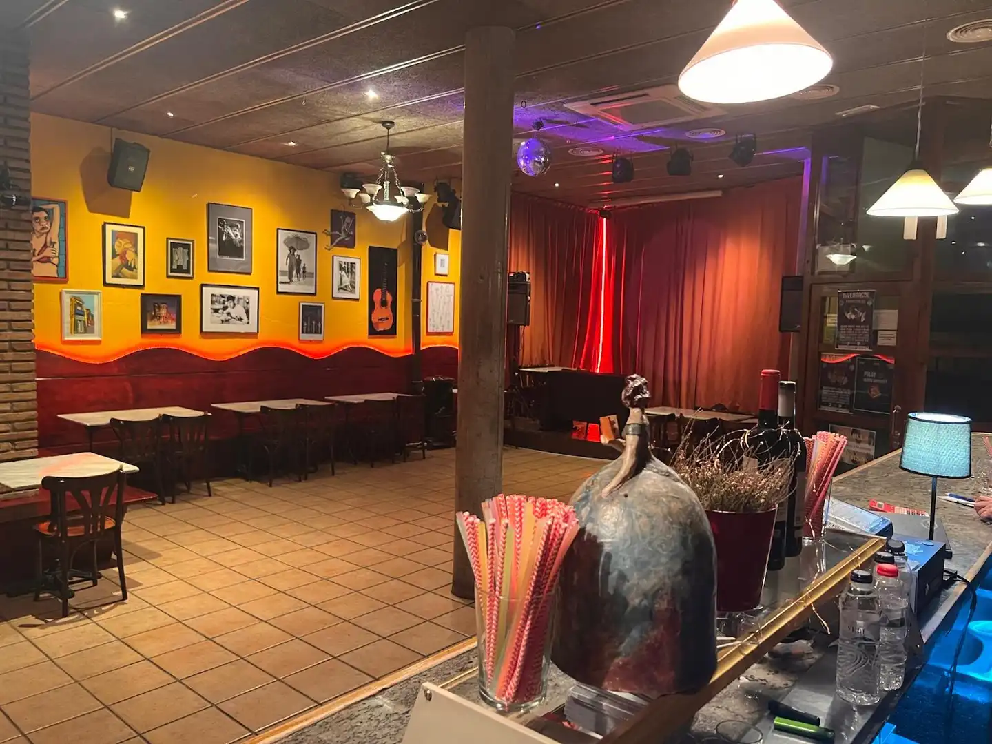Business premises for sale in Centre Vila, imagen 9