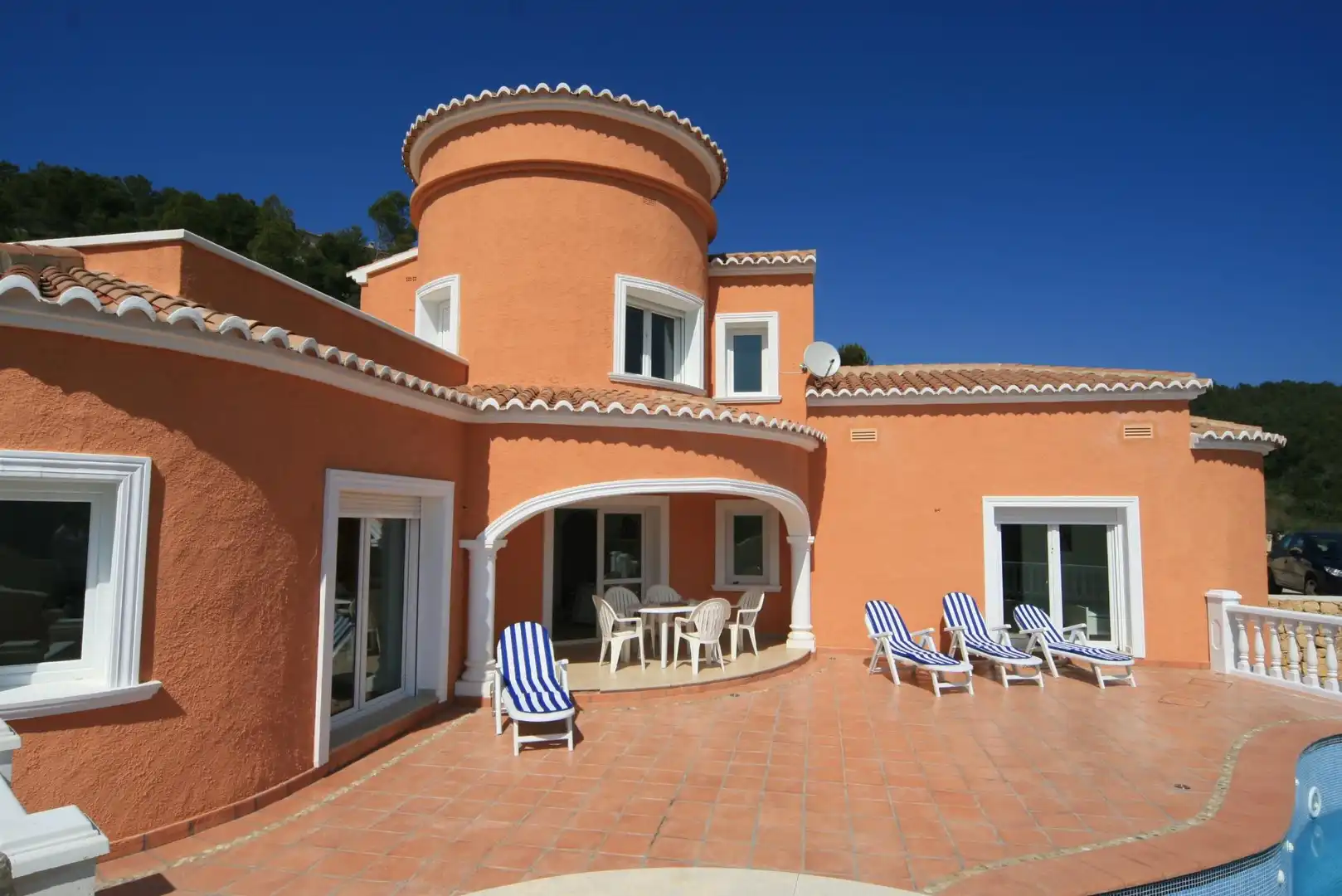 Vista exterior de Casa o xalet en venda en Jávea / Xàbia amb Calefacció, Jardí privat i Terrassa