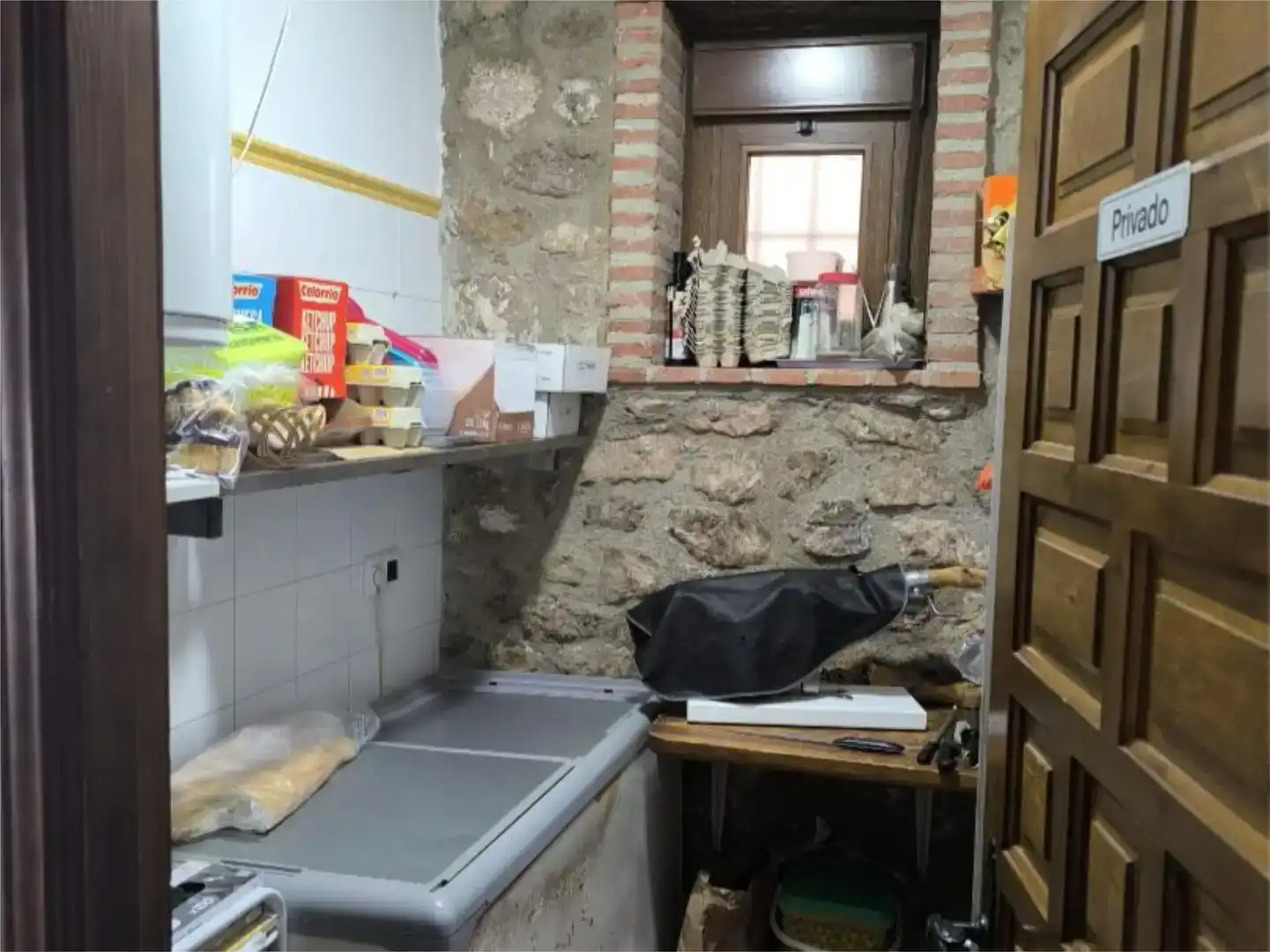Cocina de Local en venta en Segura de la Sierra con Aire acondicionado y Amueblado