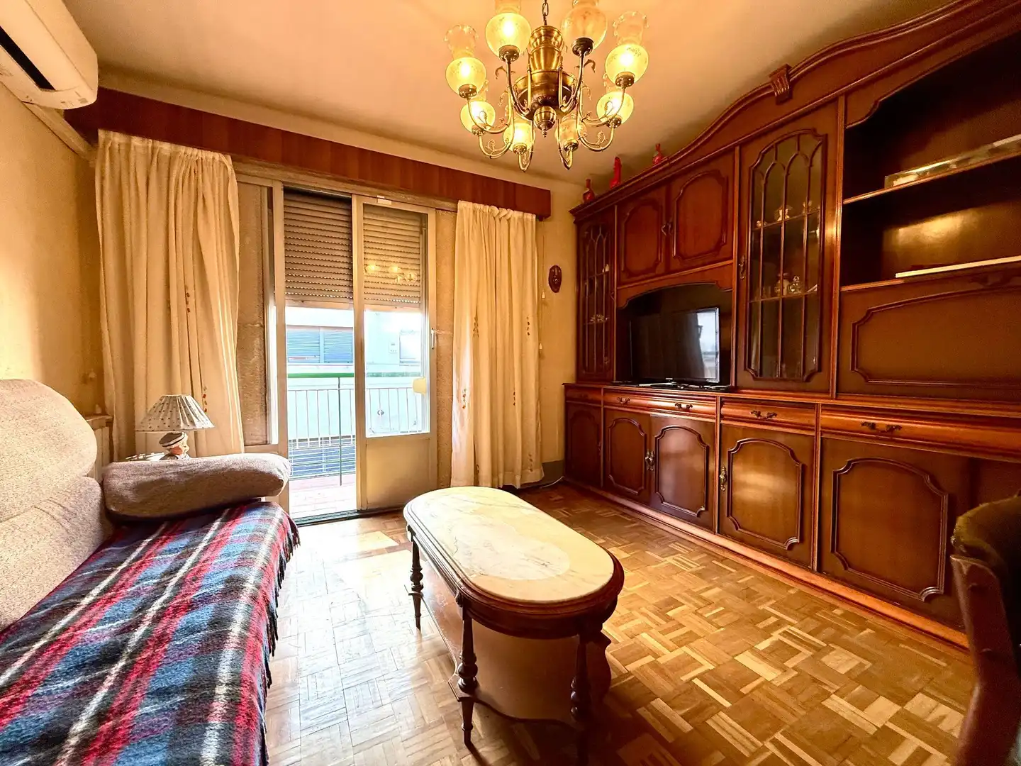 Wohnzimmer von Wohnung zum Verkauf in Madrid mit Klimaanlage und Heizung