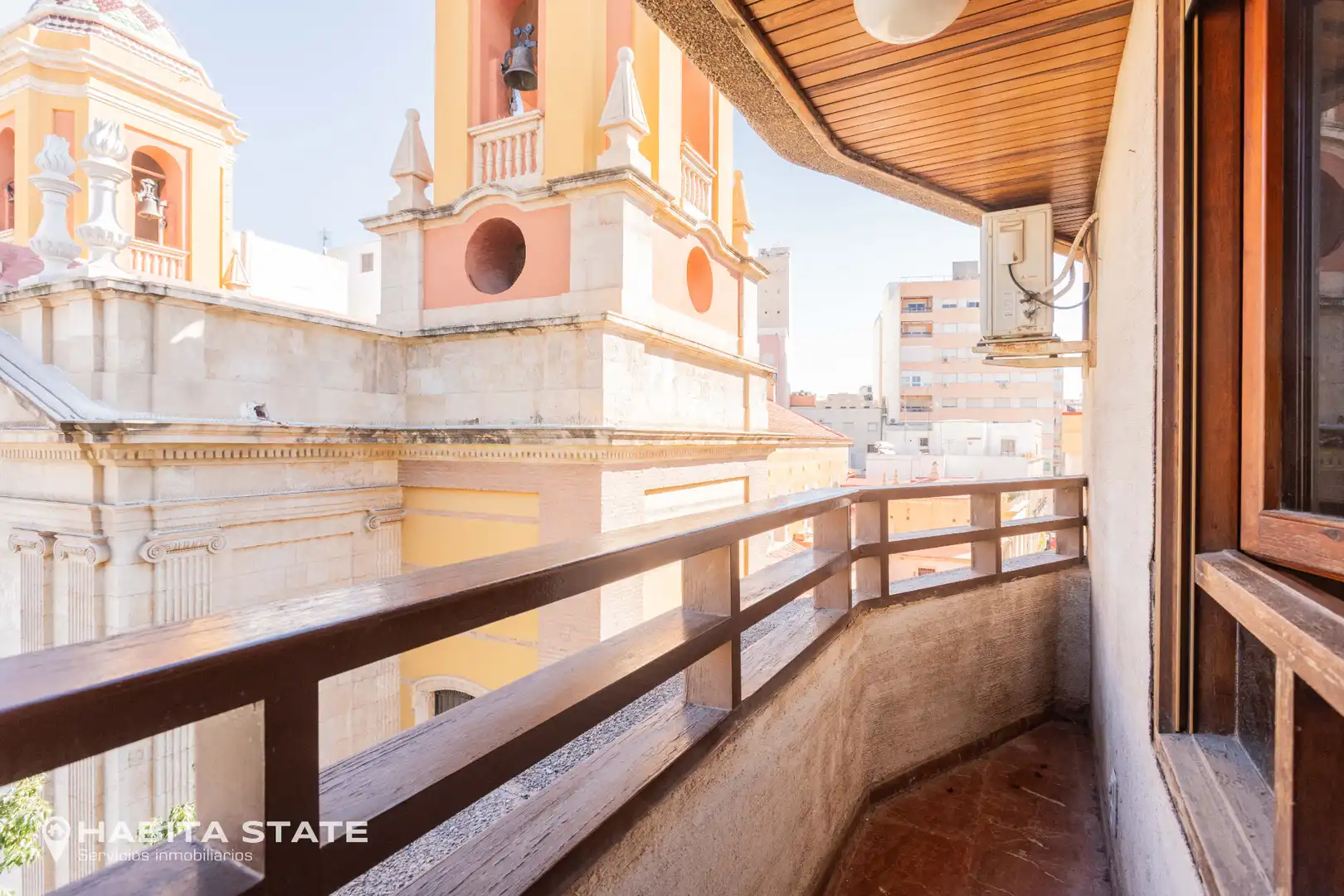 Exterior view of Flat for sale in Almería  with Air Conditioner, Heating and Oven
