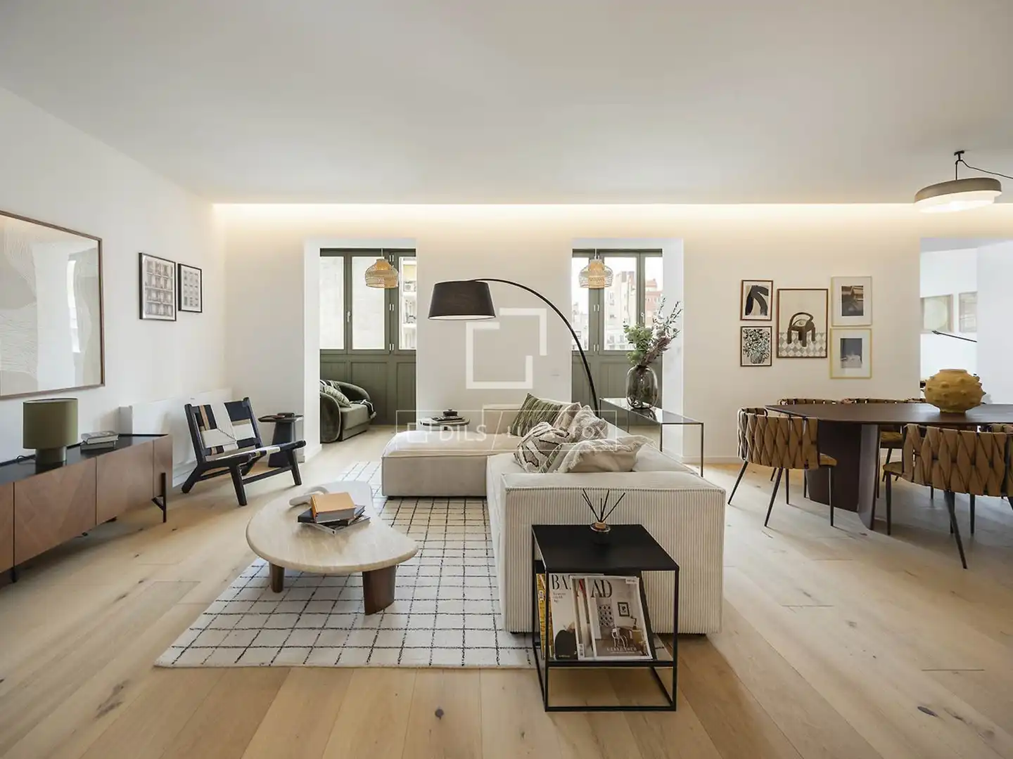 Appartamento con balcone in vendita a Eixample