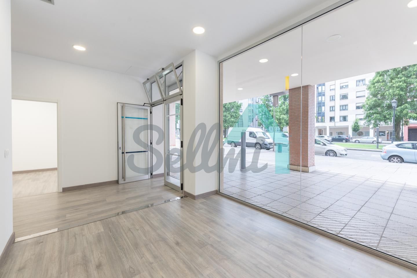 Premises to rent in Oviedo 
