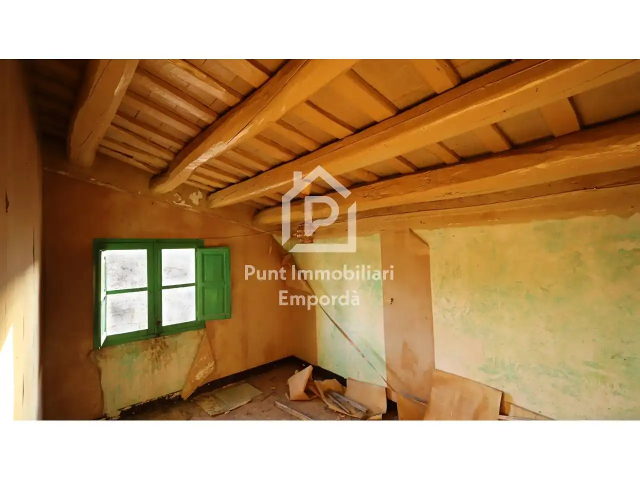 Houses for sale in Santa Llogaia d'Àlguema