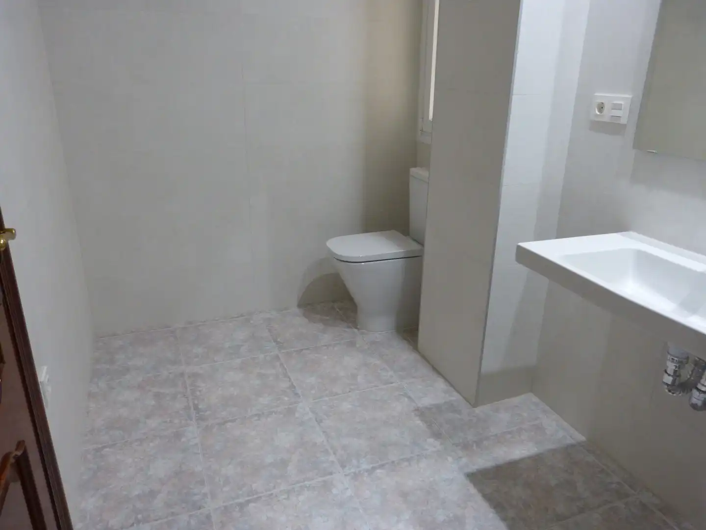 Flat for rent in Calle Navarro Rodrigo, Centro