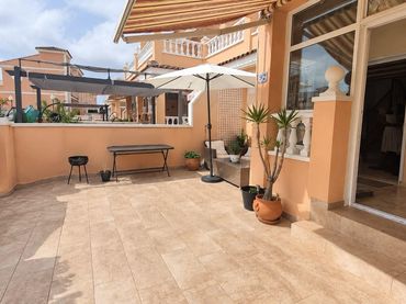 Bungalow con balcón en venta en Gran Alacant