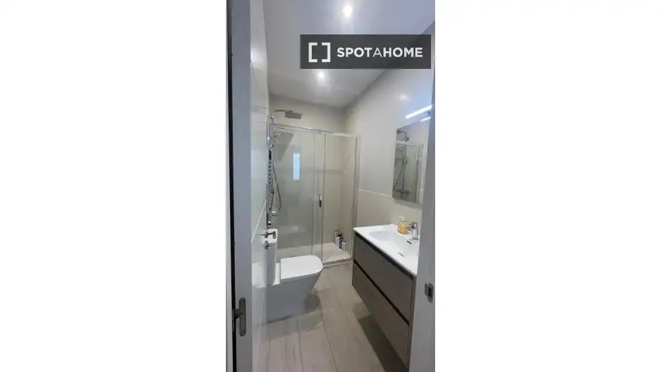Room in Madrid, Madrid