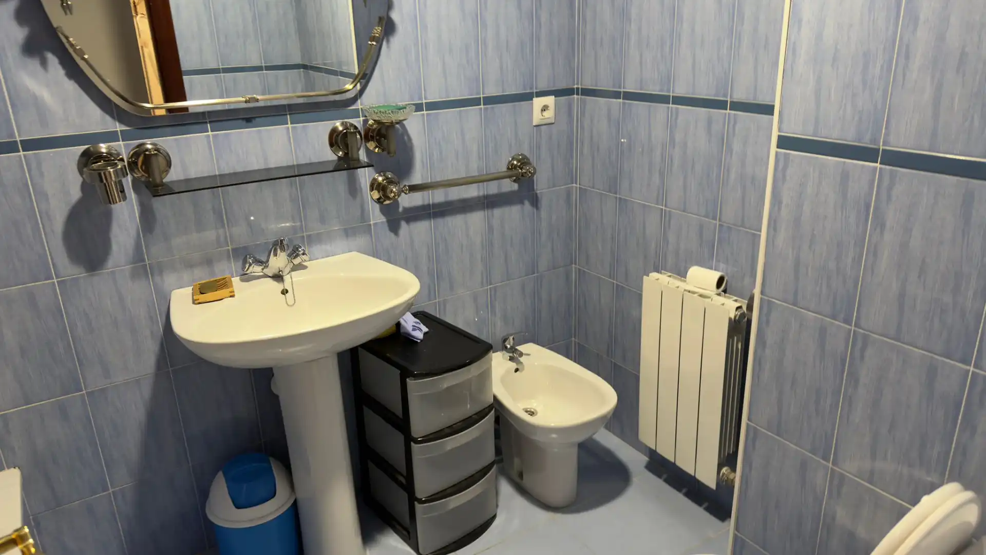 Badezimmer von Wohnung zur Miete in Granada mit Heizung, Privatgarten und Möbliert